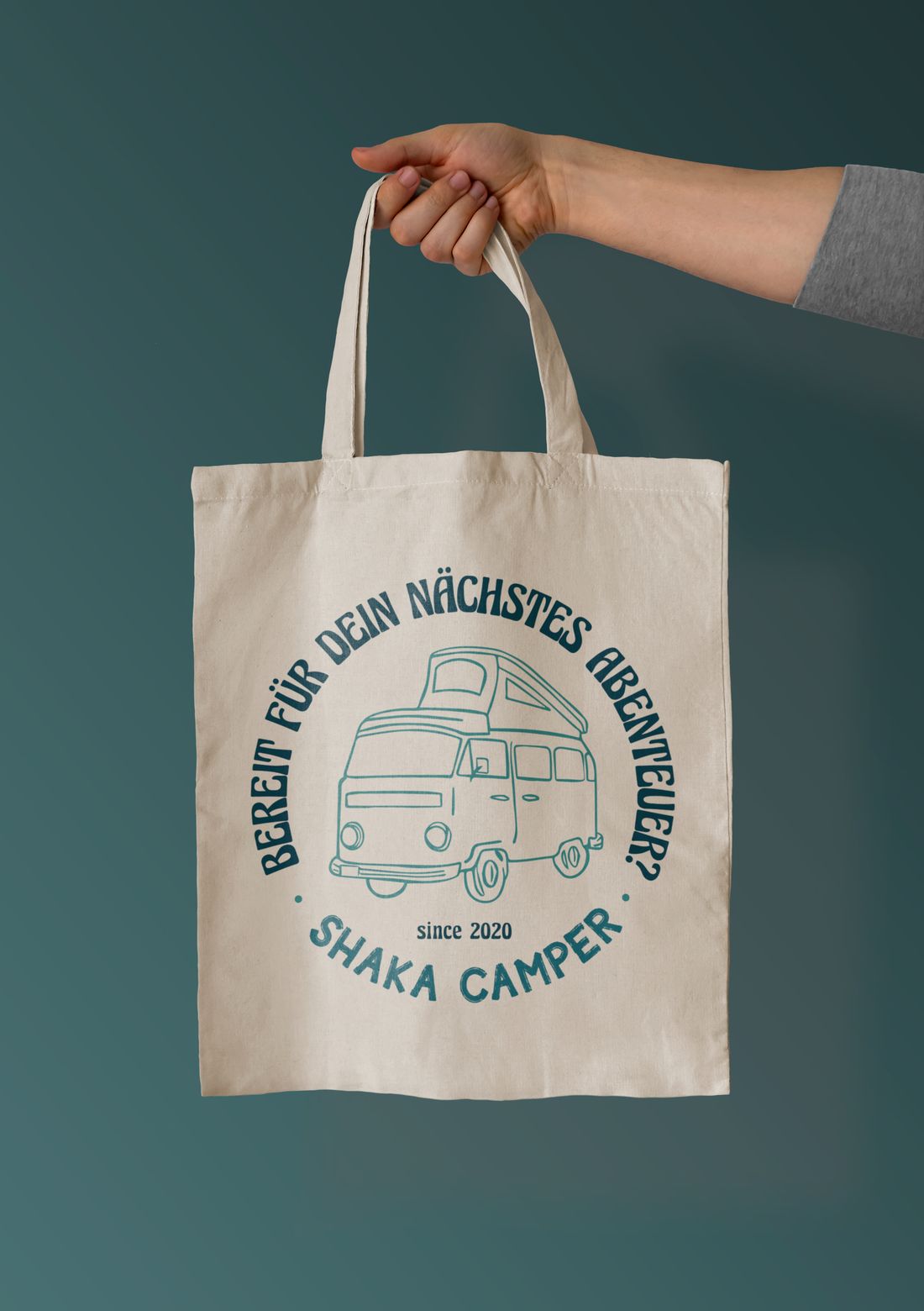 Tote bag: Bereit für dein nächstes Abenteuer, with a round van badge